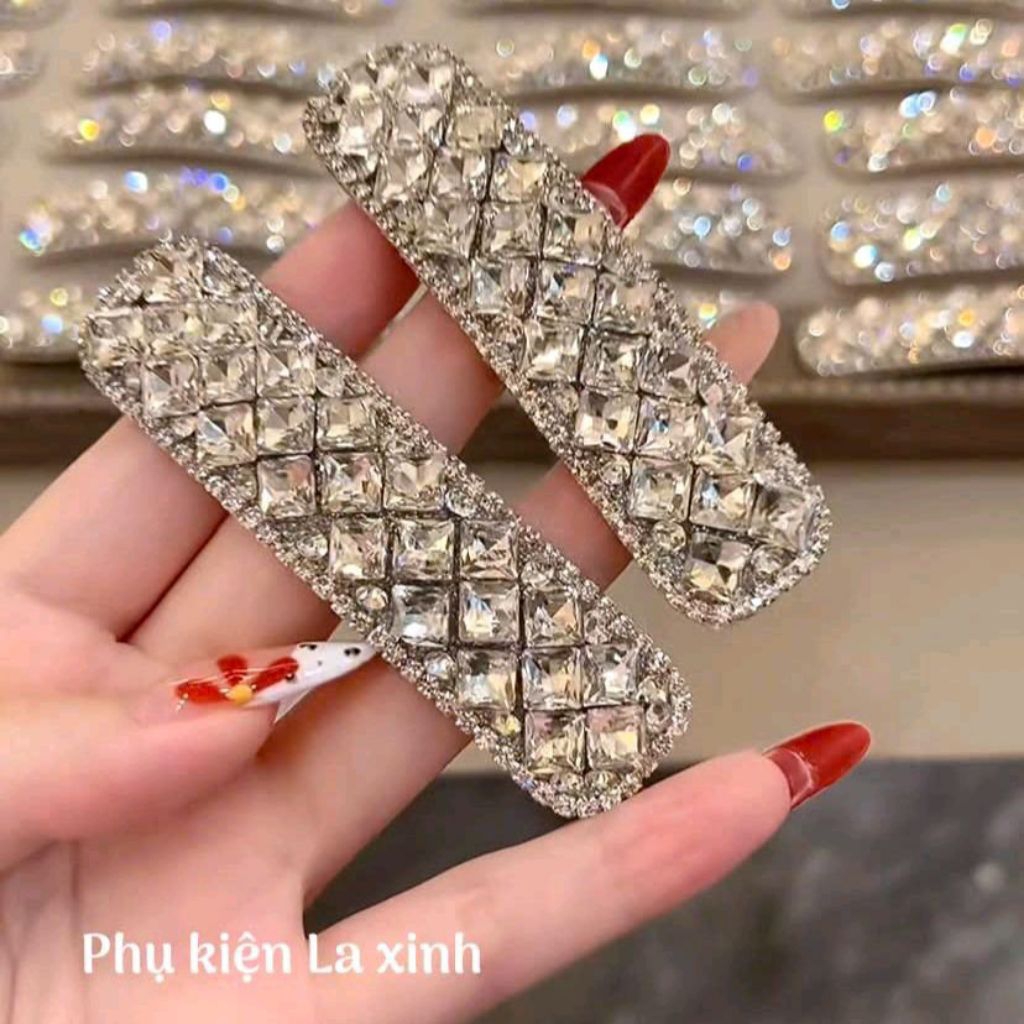 Kẹp mái bấm tách cao cấp đính full đá sáng lấp lánh, phong cách sang chảnh (1 cái)