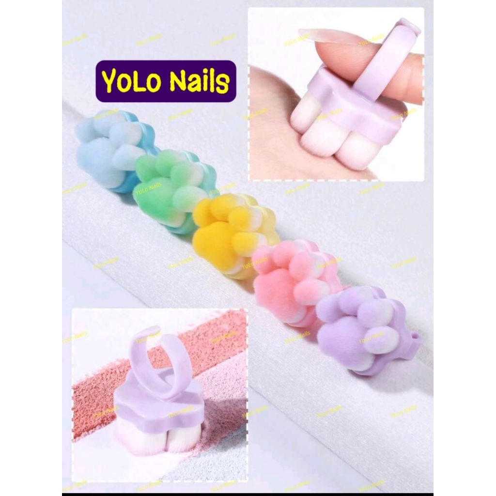 Nhẫn Phủi Bụi Nails Chân Mèo ( Giao Màu Ngẫu Nhiên)