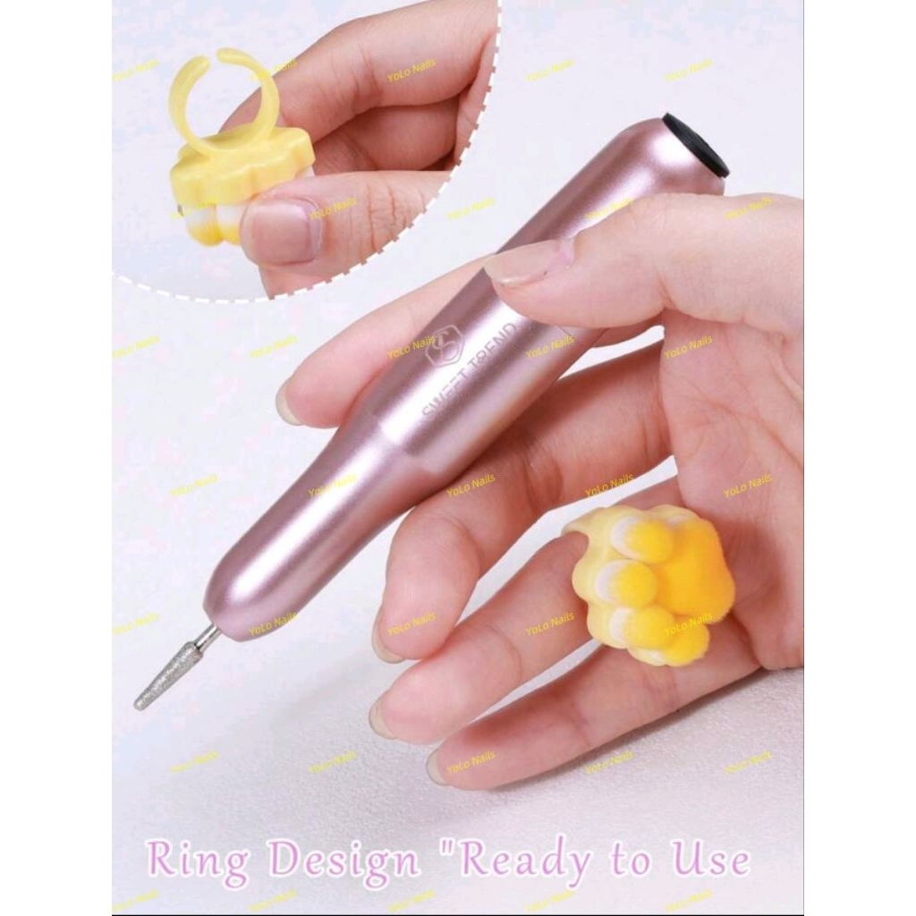 Nhẫn Phủi Bụi Nails Chân Mèo ( Giao Màu Ngẫu Nhiên)