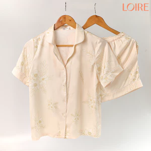 Bộ Mặc Nhà Loirechic FDMN260391 Chất Lụa Mát Mịn Họa Tiết Hoa Bản To