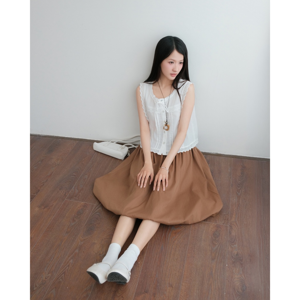 SECODEE Áo Sát Nách Họa Tiết Ren Thêu Hoa Phối Nơ GRUELL TOP Áo Nữ Phong Cách Vintage FSBA2604080