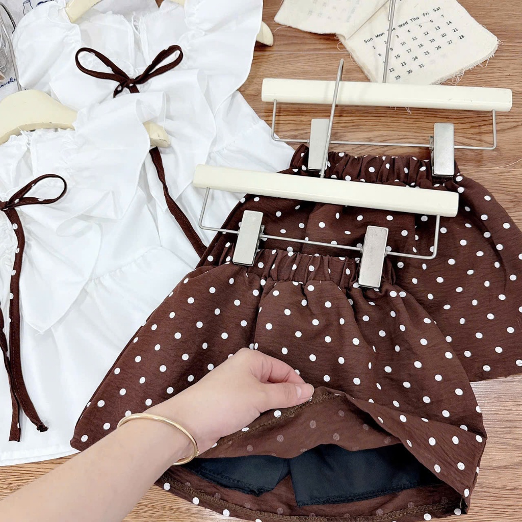 (Bon Kids)  Set Áo Kèm Nơ Chân Váy Chấm Bi Cho Bé Gái
