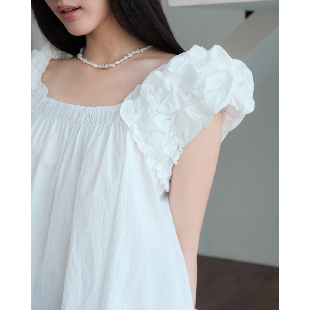 SECODEE Áo Babydoll Thiết Kế Vai Bèo Nhún Bản To TORENS Áo Kiểu Phong Cách Tiểu Thư FSBA2604113