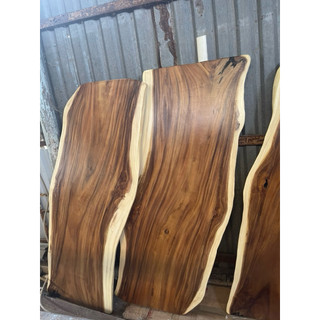 Gỗ me tây: 60 x 140 x 3cm (Sơn 1 mặt)