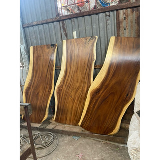 Gỗ me tây: 60 x 140 x 3cm (Sơn 1 mặt)