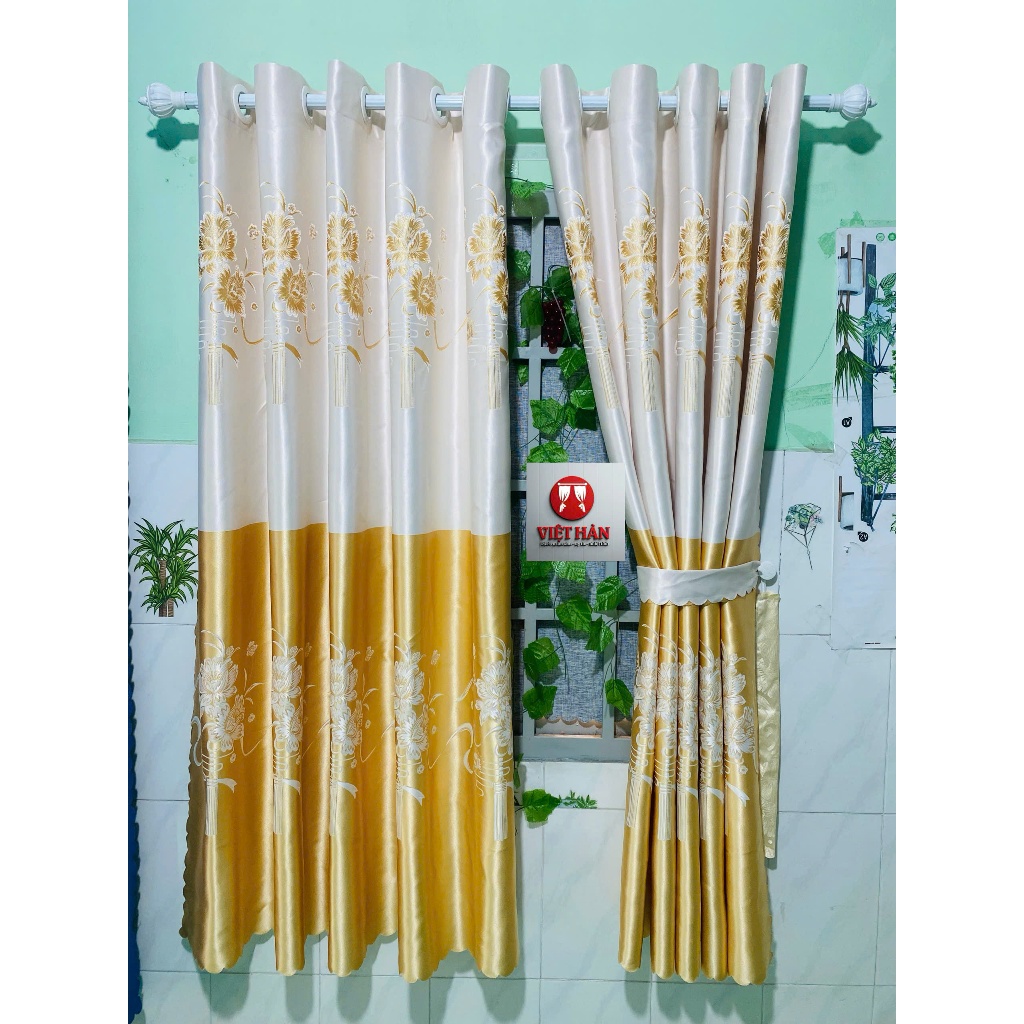 )1 TẤM GẤM 3D MÀU VÀNG HOA  CHƯA CÓ CÂY TREO - TREO 1 TẤM MUA 1 TẤM _TREO 2 TẤM MUA 2 TẤM RÈM CỬA VIỆT HÀN