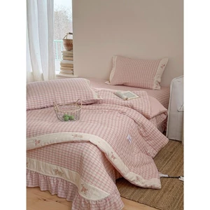 𝐂𝐄𝐋𝐈𝐍𝐆 | 𝑷𝒊𝒏𝒌 𝑴𝒐𝒎𝒆𝒏𝒕.Chất cotton 2 lớp mềm mại với họa tiết caro dệt nổi tinh tế, thoáng khí và thấm hút tốt