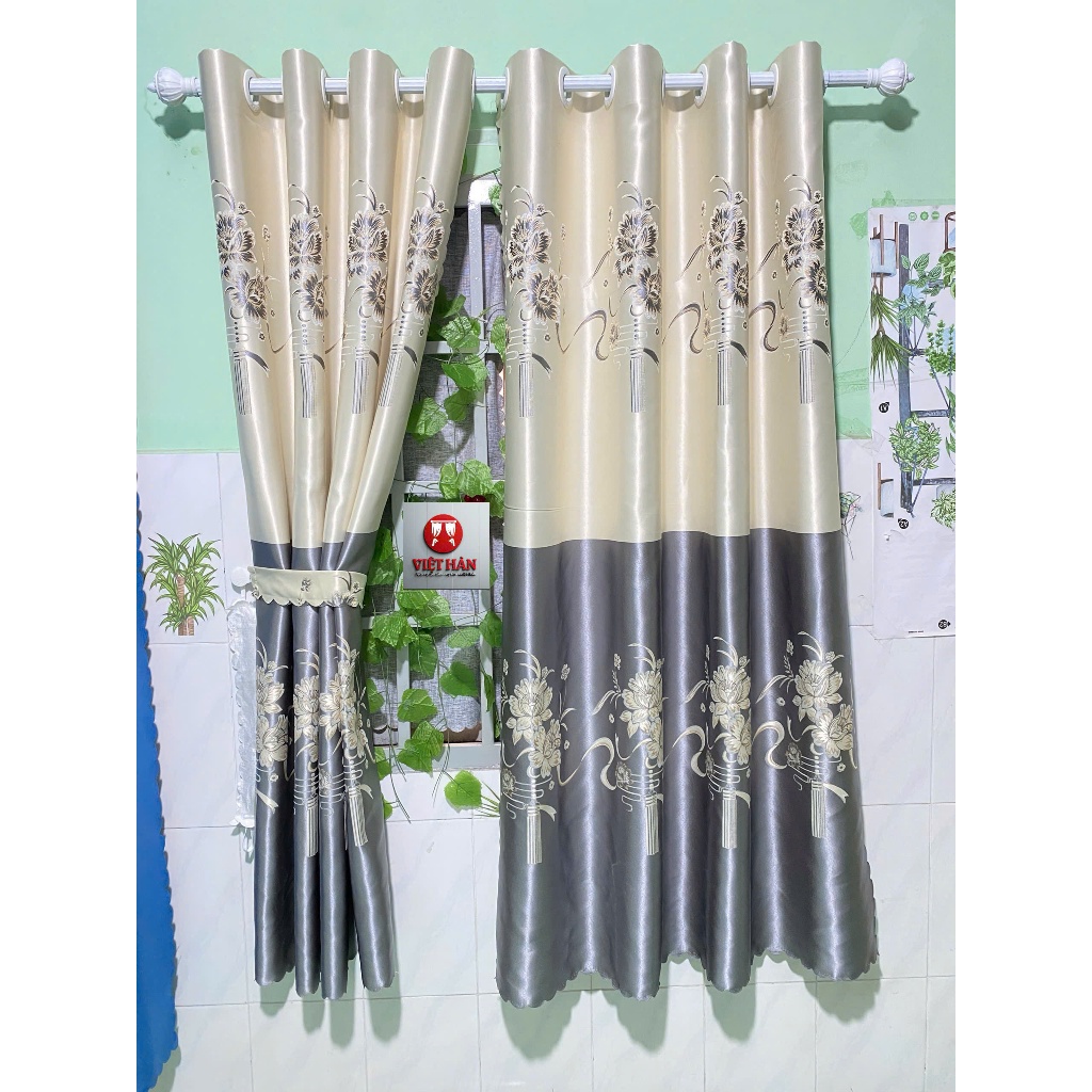 1 TẤM GẤM 3D MÀU XÁM PHỐ NỀN KEM TRẮNG CHƯA CÓ CÂY TREO - TREO 1 TẤM MUA 1 TẤM _TREO 2 TẤM MUA 2 TẤM RÈM CỬA VIỆT HÀN
