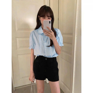 Sơ mi trắng cổ sen