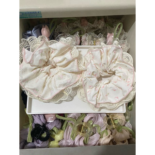 [Ảnh thật ở cuối] Scrunchie ren viền trắng dễ thương