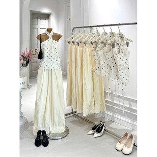 SEP House - Set áo chấm bi cổ yếm xoắn cột nơ lưng cách điệu phối quần kem dài lưng chun cá tính, trendy - Ảnh thật