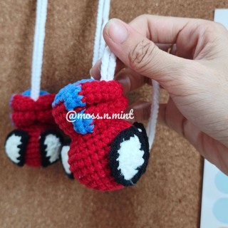 - SẴN - MÓC KHOÁ LEN handmade Người nhện Spiderman đu dây