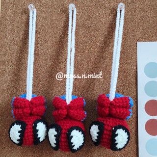 - SẴN - MÓC KHOÁ LEN handmade Người nhện Spiderman đu dây
