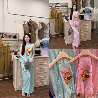 Sét áo lụa cổ yếm thêu “thỏ nâu tai dài nơ hồng “gấu bèo + quần xuông lụa