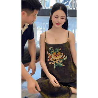 Sét áo lụa hai dây xỏ hạt thêu hoa cúc + quần xuông lụa #26280