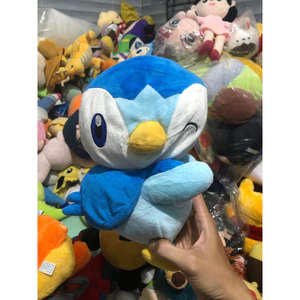 Gấu 2hand thú nhồi bông Piplup từ dòng phim hoạt hình Pokémon.