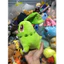 Gấu 2hand thú nhồi bông Chikorita từ bộ sưu tập Pokémon, nổi bật với màu xanh lá cây rực rỡ và chiếc lá trên đầu.