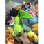 Gấu 2hand thú nhồi bông Chikorita từ bộ sưu tập Pokémon, nổi bật với màu xanh lá cây rực rỡ và chiếc lá trên đầu.