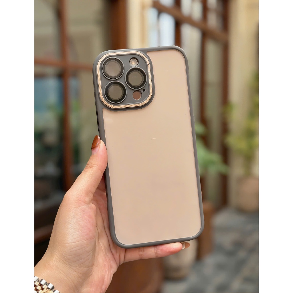 Ốp X&M Skin Touch lưng cứng trong suốt viền silicon dẻo chống sốc bảo vệ camera dành cho iphone 17/16/15/14/pro/max