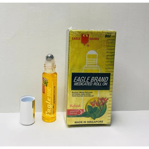 Dầu gió lăn Singapore hiệu con ó 8ml, dầu lăn Eagle Brand Singapore