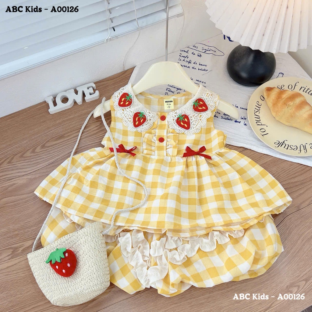 Váy Caro Sát Nách Bé Gái (Tặng Túi Dâu) Bộ Hè Caro Phối Ren Họa Tiết Dâu Tây 10-30kg Cho Bé Gái BR15