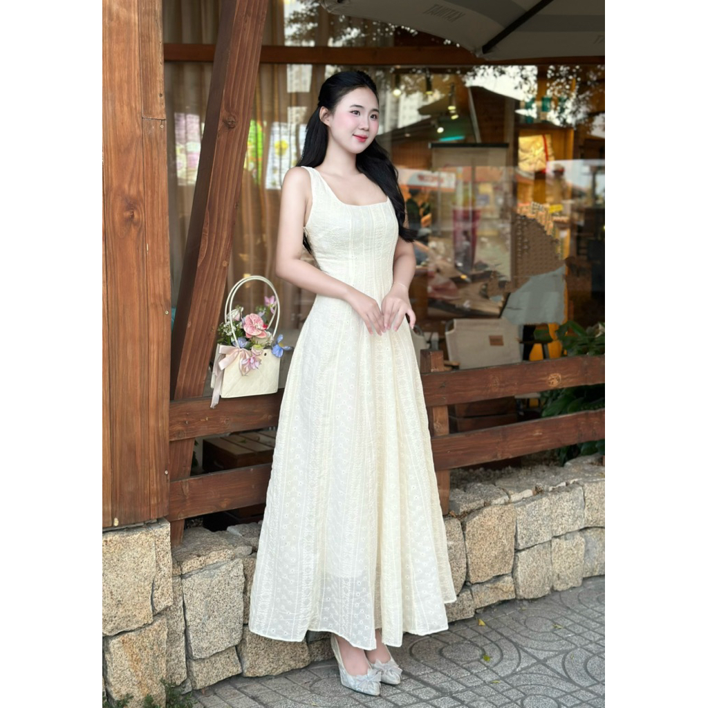 Đầm Xô Thêu Hoạ Tiết LASY Thời Trang Nữ 2 Dây Cổ Vuông Thun Sau Dáng Xoè Maxi