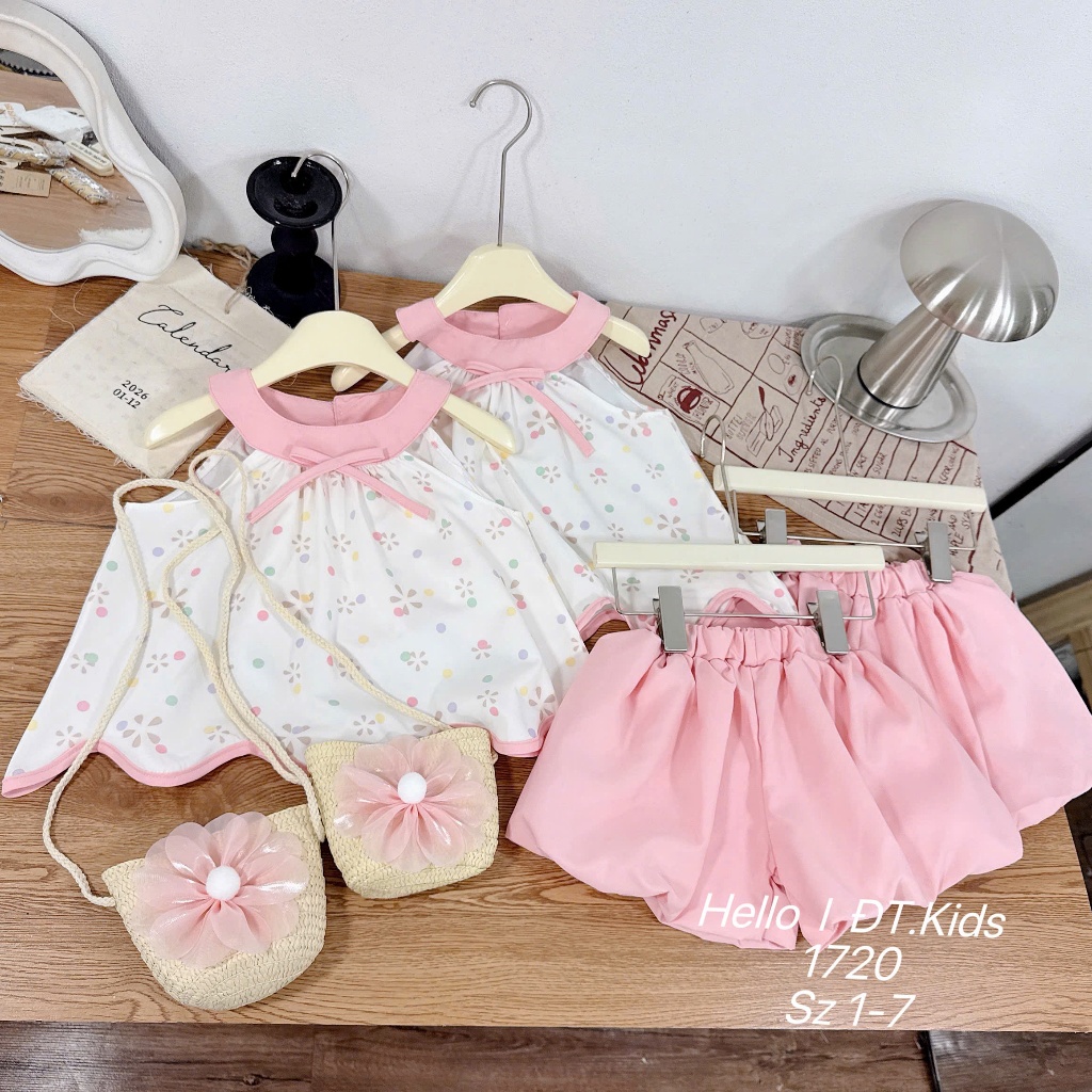 Set Quần Áo Sát Nách Cho Bé Gái Mùa Hè Bộ Quần Áo Thiết Kế Dáng Bí Cổ Yếm Dễ Thương BR19