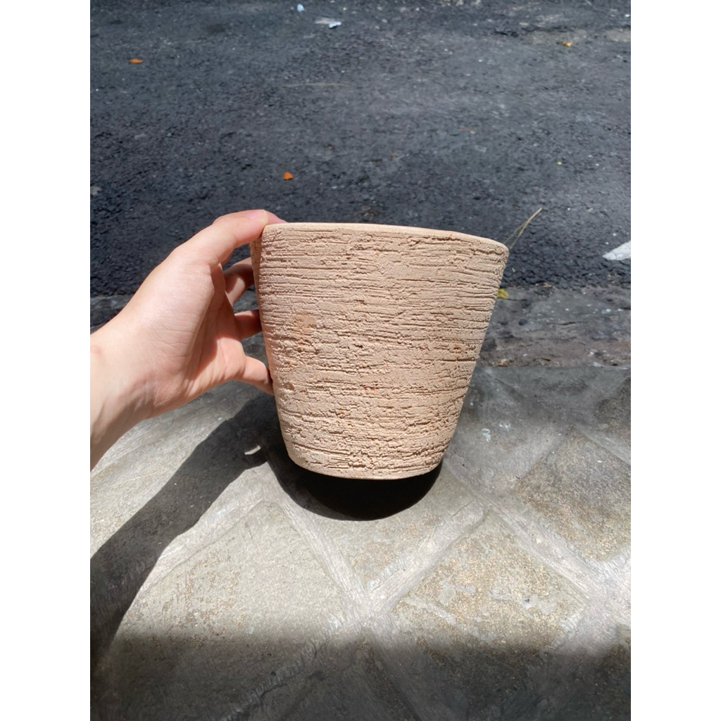 Chậu Vót Cào Xướt -Chậu Đất Nung Terracotta-tặng kèm lót chậu