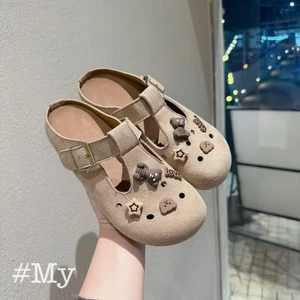 Dép sục bít mũi da lộn kèm charm dễ thương đế mềm êm đế cao 3cm