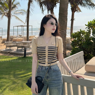 Áo Kiểu Nữ Dệt Kim Kẻ Sọc Thanh Lịch – Áo Cổ Tim Đính Cúc Đồng – P&T fashion – 249