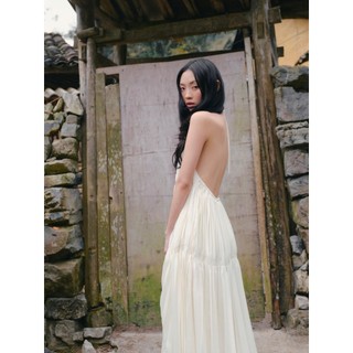 Váy maxi OLV cổ yếm hở lưng Cream Chiffon Halter Neck Tiered Maxi Dress phù hợp đi chơi đi biển