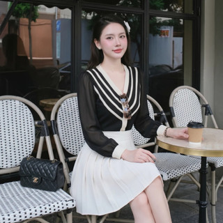 Áo Sơ Mi Kiểu Nữ Đen Phối Viền Trắng Thiết Kế Cổ Tim Tôn Dáng Công Sở|A91