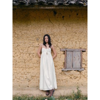 Đầm maxi OLV 2 dây White Cotton Strappy Gathered Maxi Dress phù hợp đi chơi đi biển