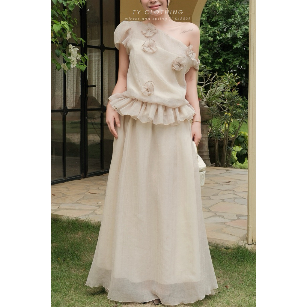 Set Lệch Vai Phối Hoa Chân Váy Dáng Dài Đi Tiệc Sang Chảnh- Hàng Thiết Kế - Màu Nâu Tây - TY CLOTHING
