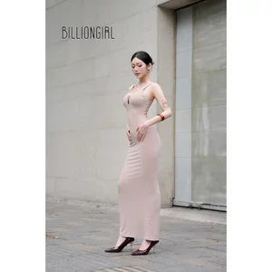Billion Girl | Twinkle Dress đầm khoét ngực đính charm