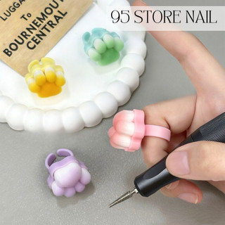 Chổi phủi bụi móng đeo tay - giúp vệ sinh bụi móng khi dùng mày mài