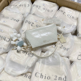 Túi Chio Dáng Ngang Quai Xách Chần Trám Kèm Chaảm Gấu Bóng Chày HS397