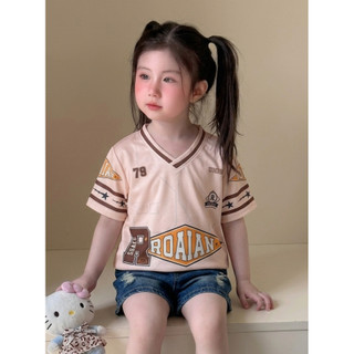 Áo Thể Thao Bé Gái Cổ Tim Phong Cách Athletic - Áo Phông Cộc Tay Form Rộng Cho Bé 9-43kg