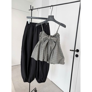 Áo 2 dây chấm bi gắn nơ trước ngực 1308 dáng bồng bí TCHOOSE