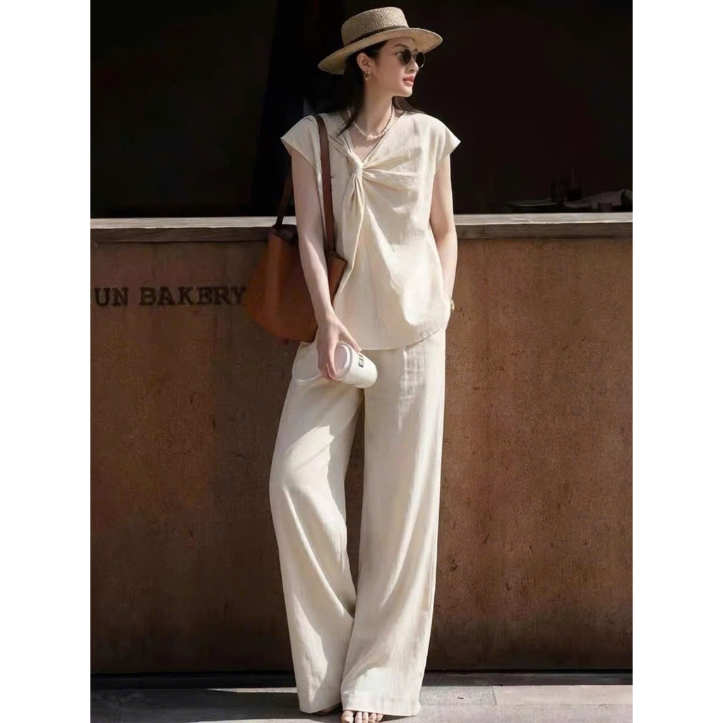 Áo xoắn cổ V tay hến Onni st