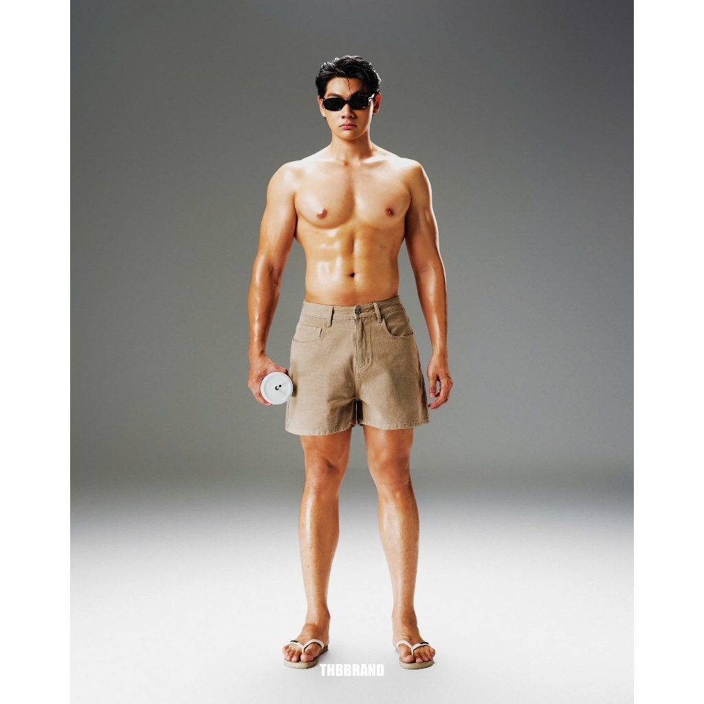 THBBRAND - Quần short trên gối “THBB BASIC KHAKI JEANS” - [form trên gối]/ BE | BigBuy360 - bigbuy360.vn