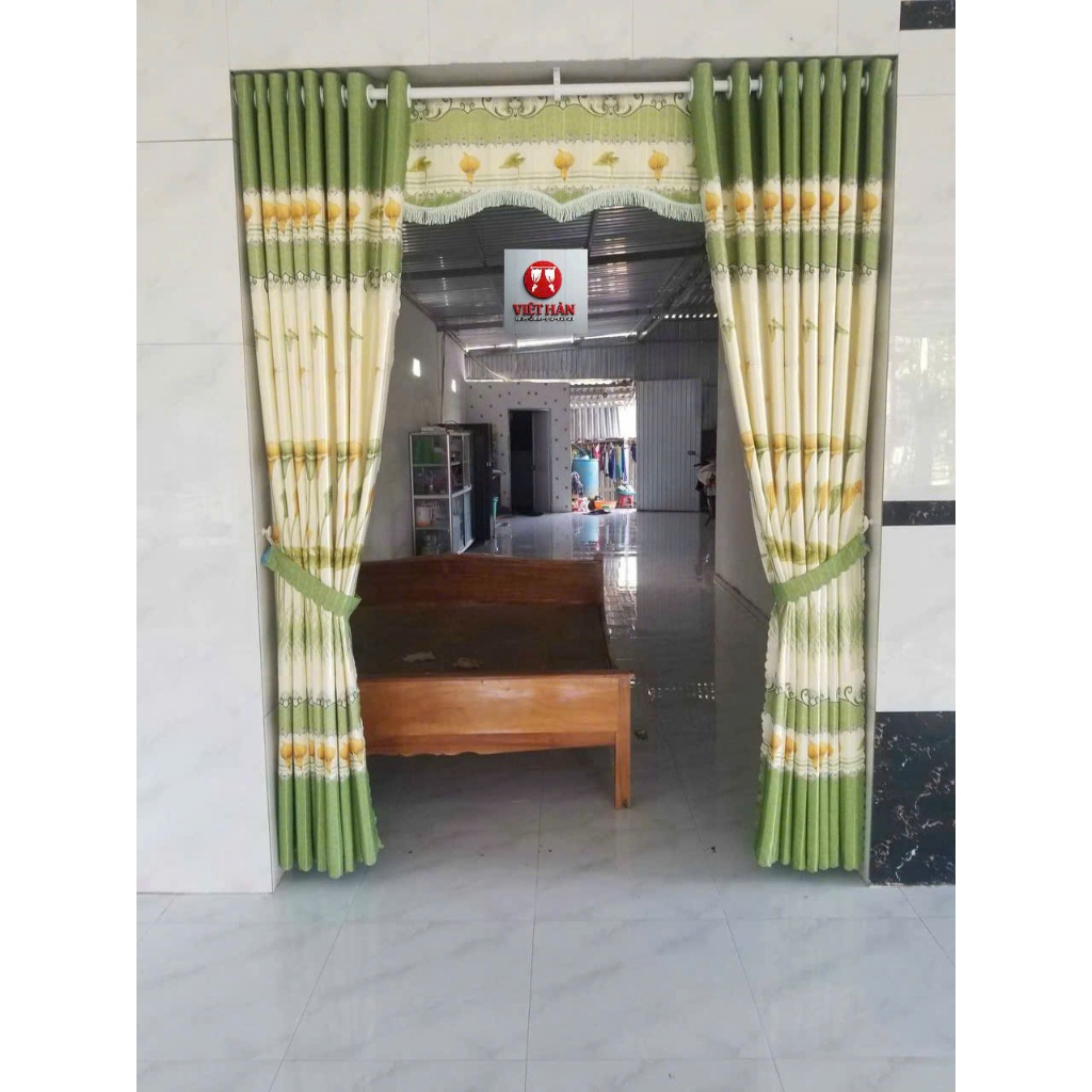 1 TẤM GẤM PHI BÓNG 2 MẶT 2 MÀU XANH LA CHƯA CÓ CÂY TREO - TREO 1 TẤM MUA 1 TẤM _TREO 2 TẤM MUA 2 TẤM RÈM CỬA VIỆT HÀN