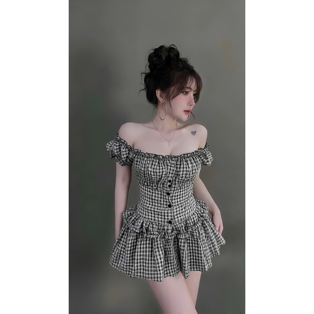 Set áo trễ vai kẻ mix chân váy kẻ ngắn xinh iu