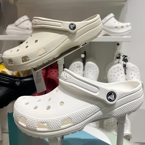 Tại chỗ Crocs Man Sandals Dép bãi biển ngoài trời Coed chống trượt dép không thấm nước