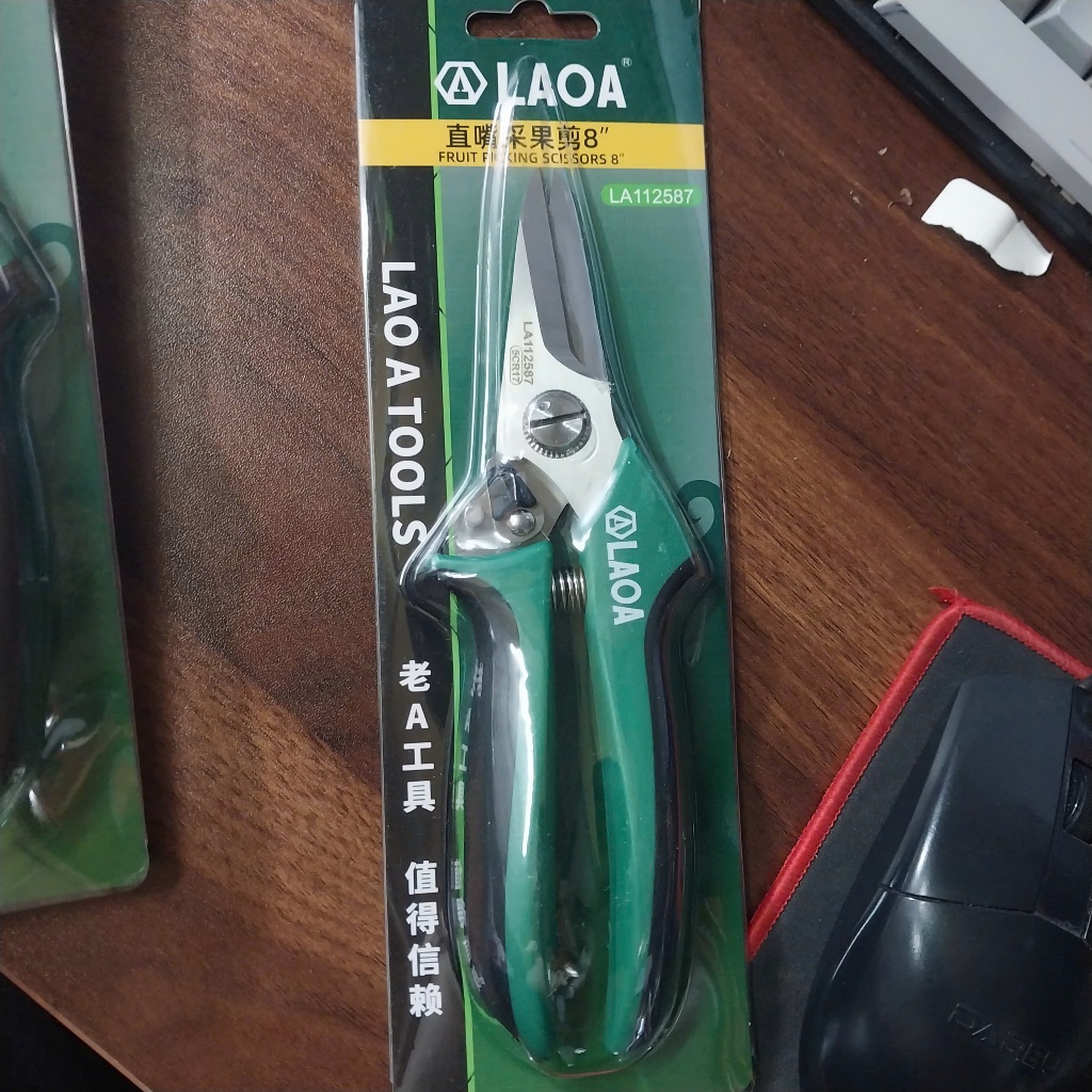 Kéo cắt cành cây chuyên nghiệp
