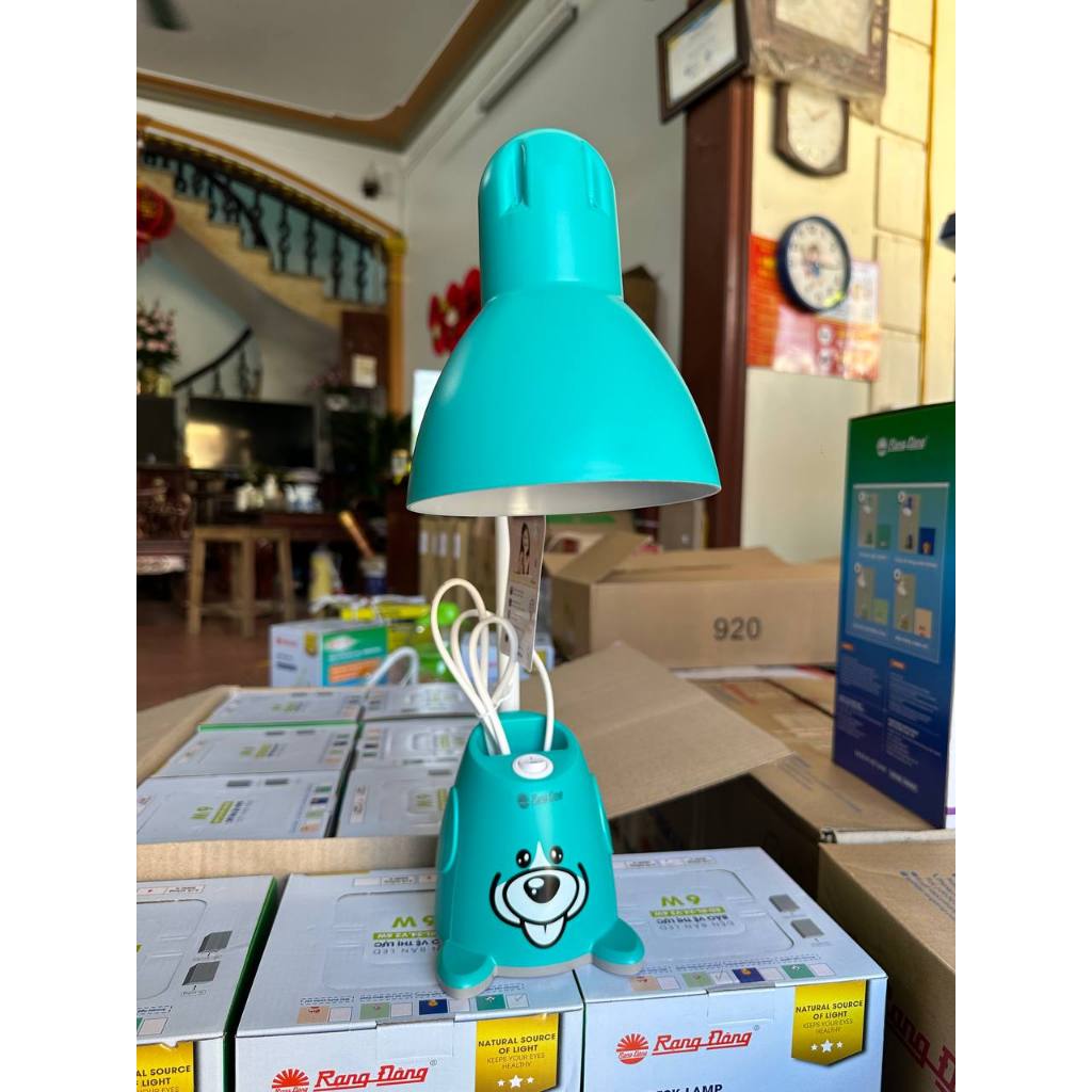 Đèn học chống cận, đèn bàn học Rạng Đông RD-RL-24.V2 bảo vệ thị lực cho bé ánh sáng dịu mắt