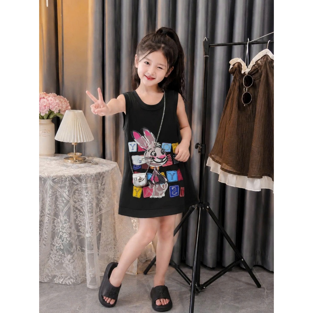 Váy bé gái dáng suông sát nách màu đen in hình thỏ dễ thương kèm túi, đầm ba lỗ cho bé năng động S14