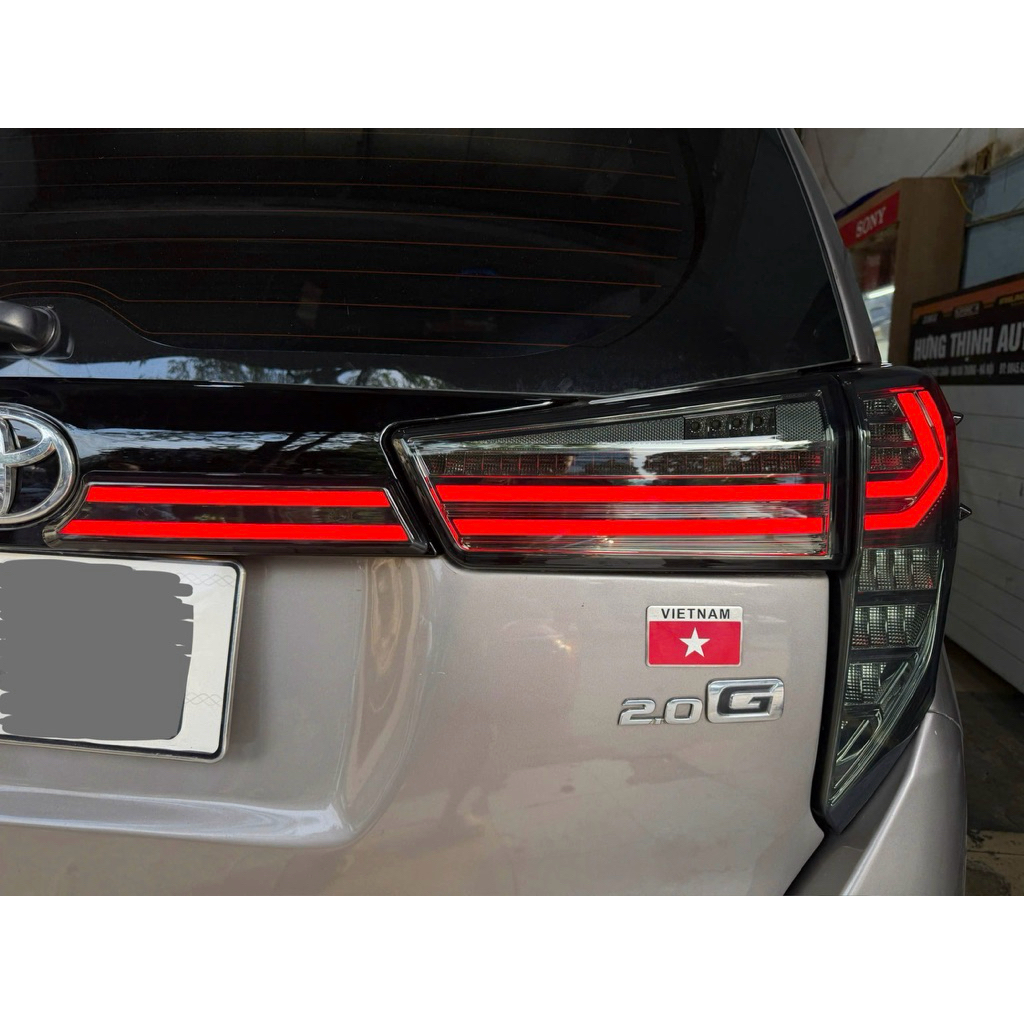 Đèn hậu Innova 2017-2022 Mẫu LUXES , CẮM ZẮC 100% KHÔNG CHÍCH DÂY