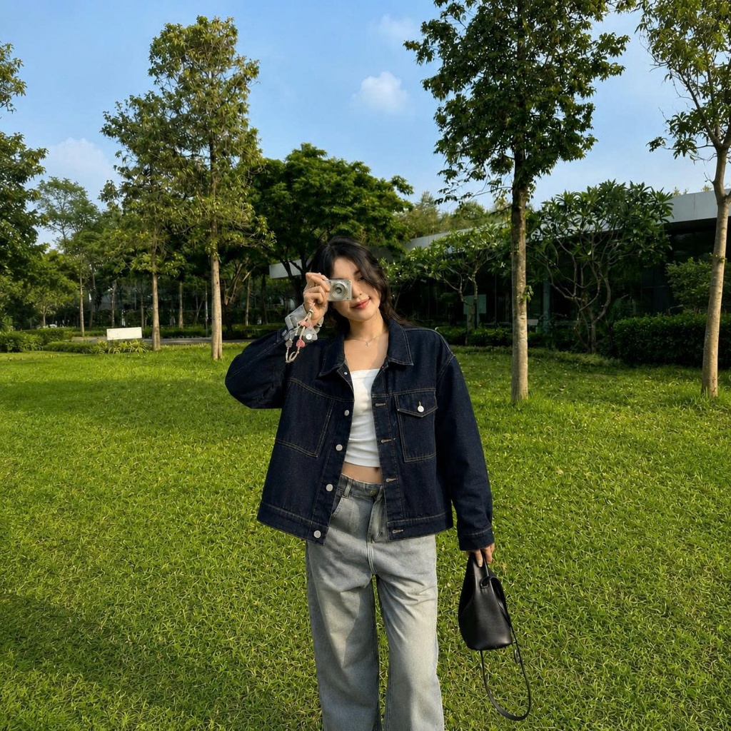 Áo Khoác Jean Nữ Phom Lửng CHEZI HOUSE Xanh Than Denim Phom Rộng Trẻ Trung  Dài 55cm #7867