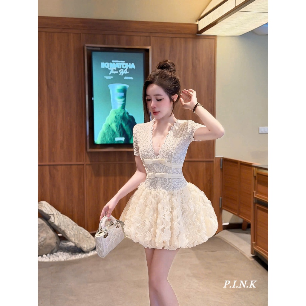 ĐẦM REN chân bí  bồng bềnh CỔ V sống FORM XOÈ phối nơ tiểu thư BYJOLIE